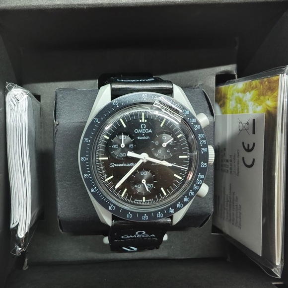 Meet the Posher Other - ✨✨✨Swatch x Omega MoonSwatch Mission to Moon Watch